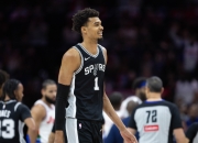 篮球新星意外伤愈，重返球场再战强敌的简单介绍