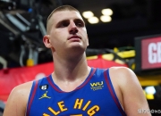 约基奇爆发新星，掀起高潮刷新纪录，掘金球队迎来希望！