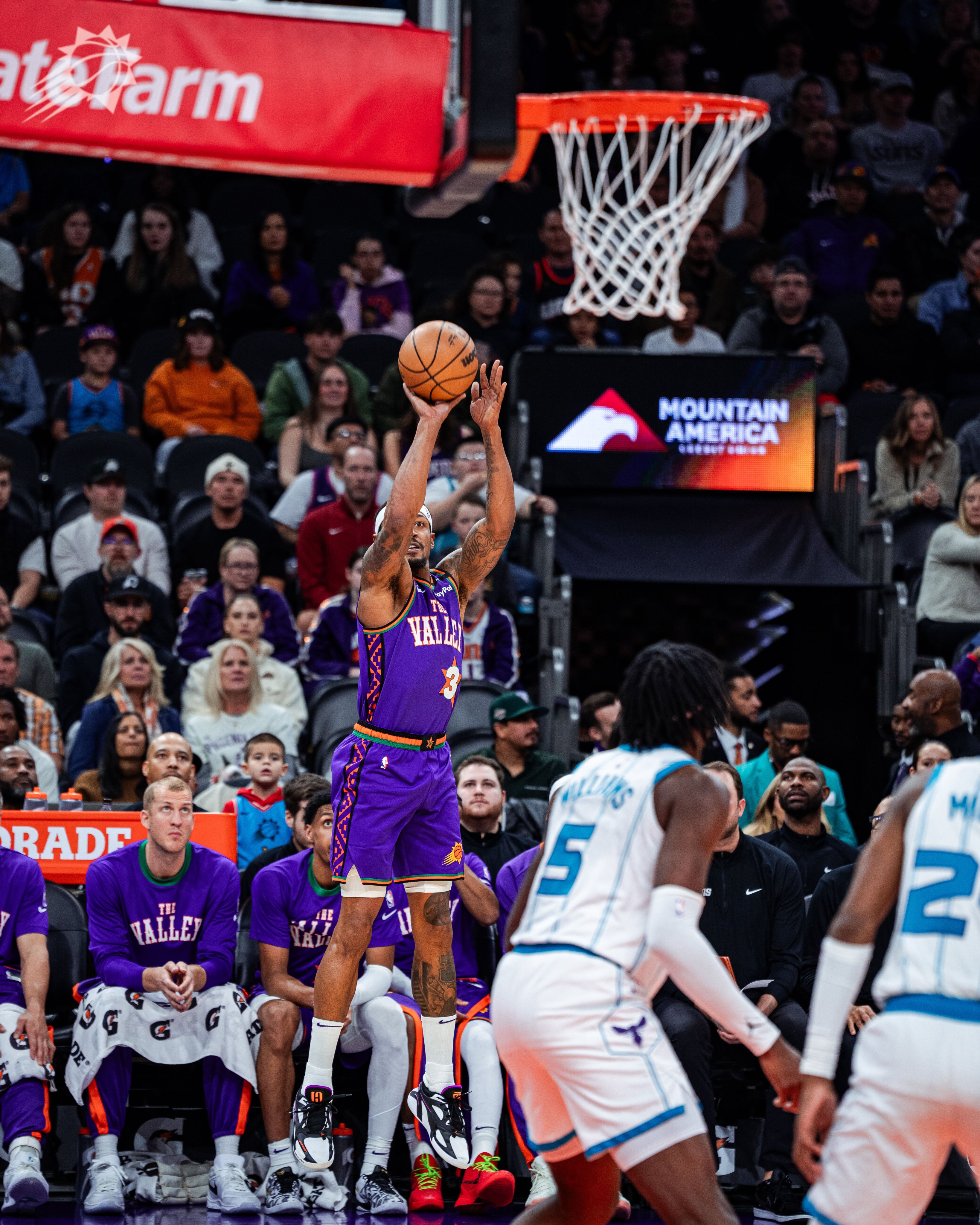 黄蜂惊艳全场,莫兰特助攻爆棚,关键时刻神级表现逆转取胜!的简单介绍 黄蜂惊艳全场,莫兰特助攻爆棚,关键时刻神级表现逆转取胜!的简单介绍